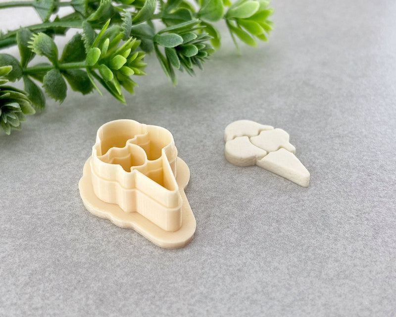 3 Scoops of Ice Cream Cone Summer Clay Cutter - BabylonCutters - Clay Cutter