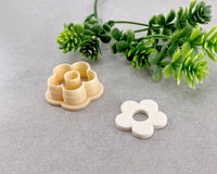 5 Petal Daisy Flower Donut Clay Cutter - BabylonCutters - Clay Cutter