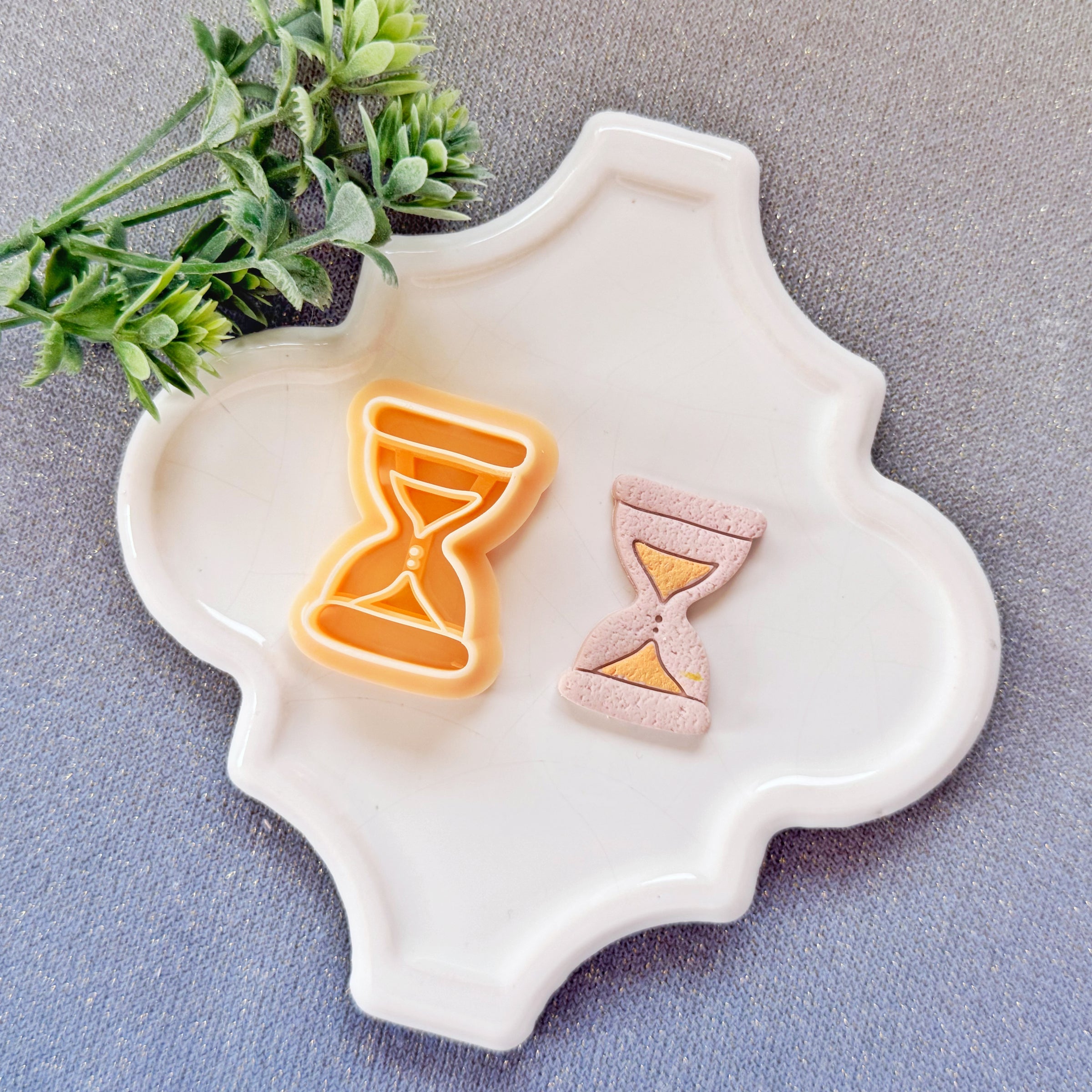 Hourglass Polymer Clay Cutter - Summer 2026 Timeless Sands Silhouette