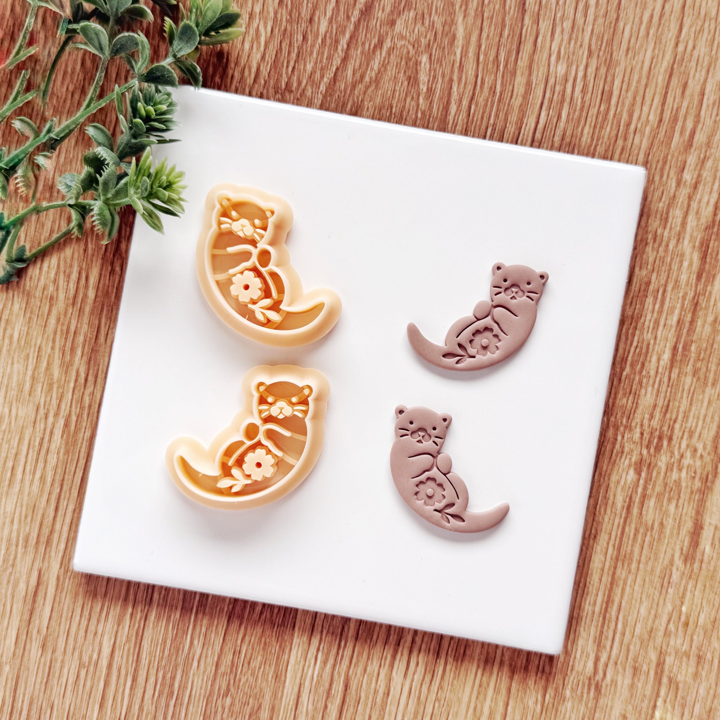 Playful Otter Polymer Clay Cutter | Single or Mirror Set
