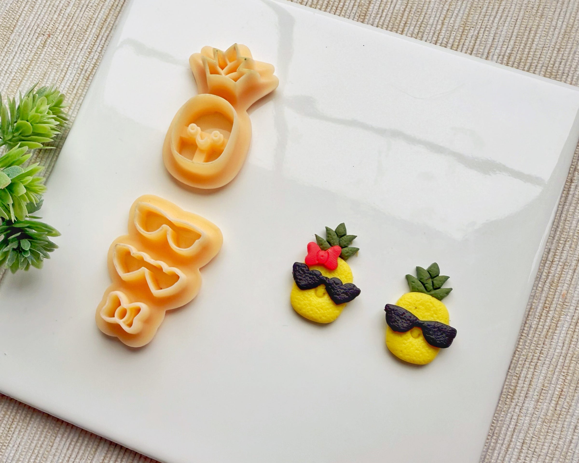 Cool Pineapple Couple Clay Cutter Set – Polymer Clay Cutter with Sunglasses & Bow
