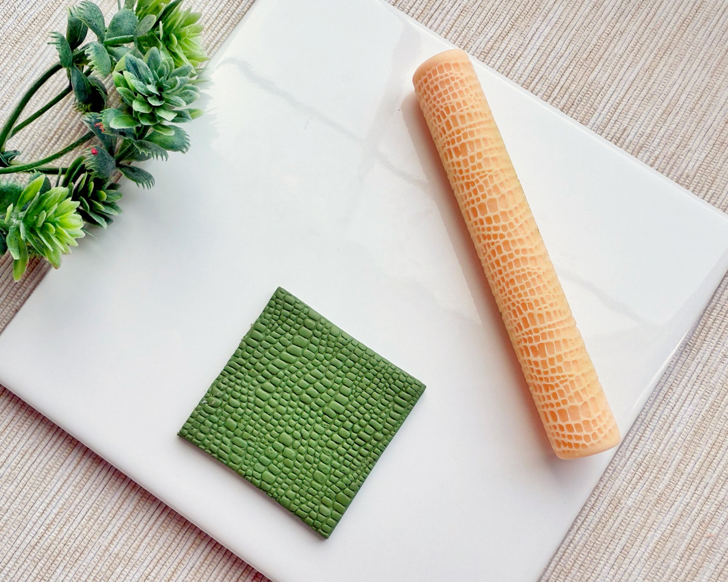 Snake Skin Texture Roller – Polymer Clay Roller for Reptile, Leather & Animal Print Designs