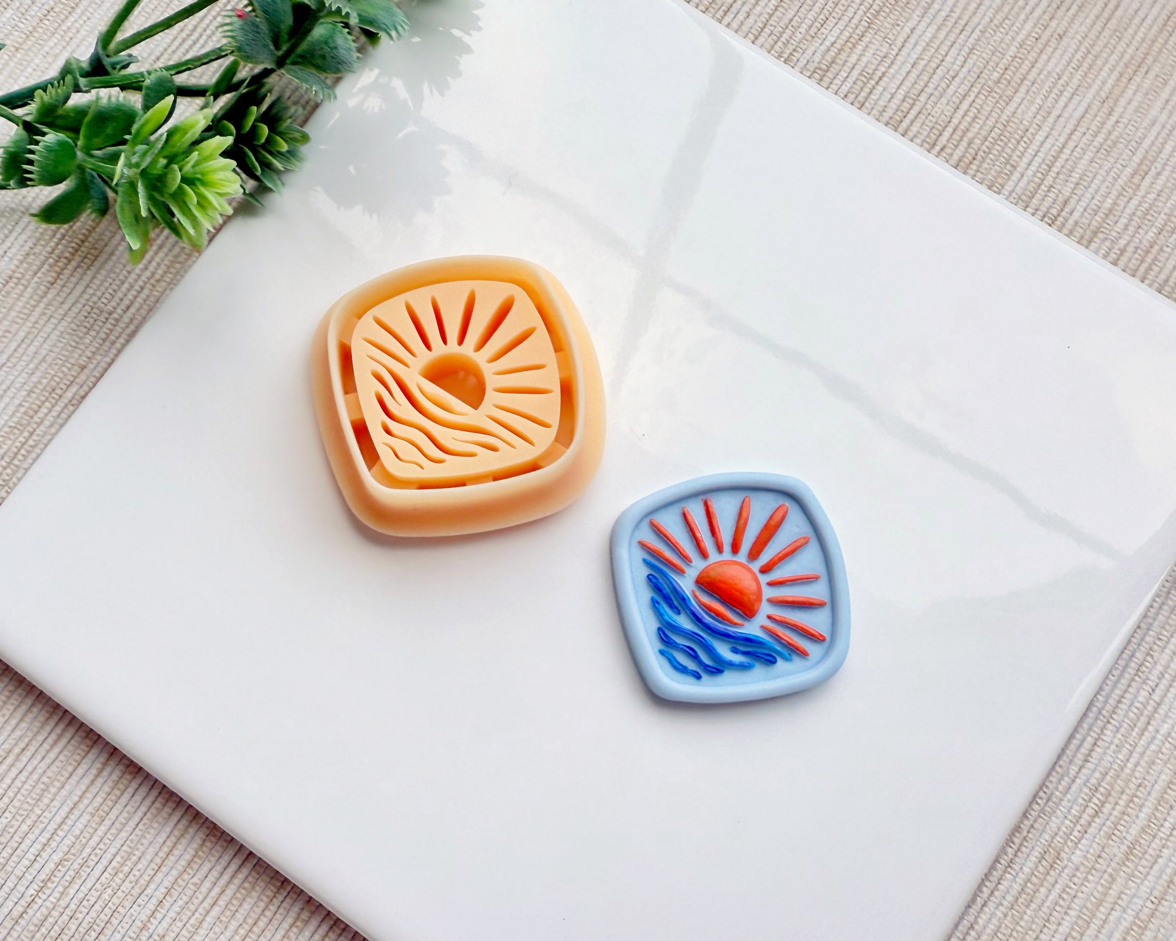 Setting Sun Polymer Clay Cutter – Debossed Summer Sunset Design for Earrings
