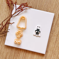 Ghost Holding a Cat Clay Cutter Set