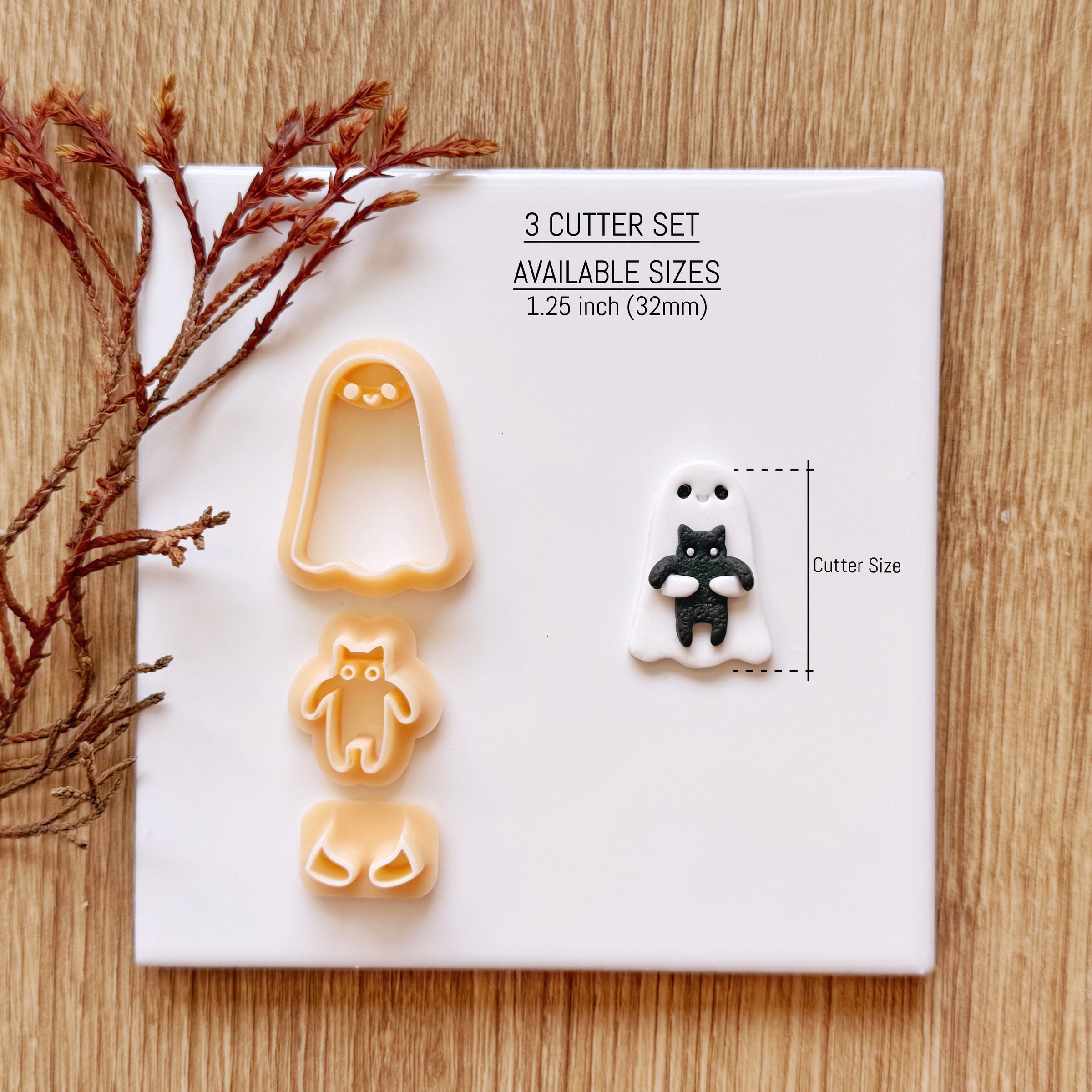 Ghost Holding a Cat Clay Cutter Set