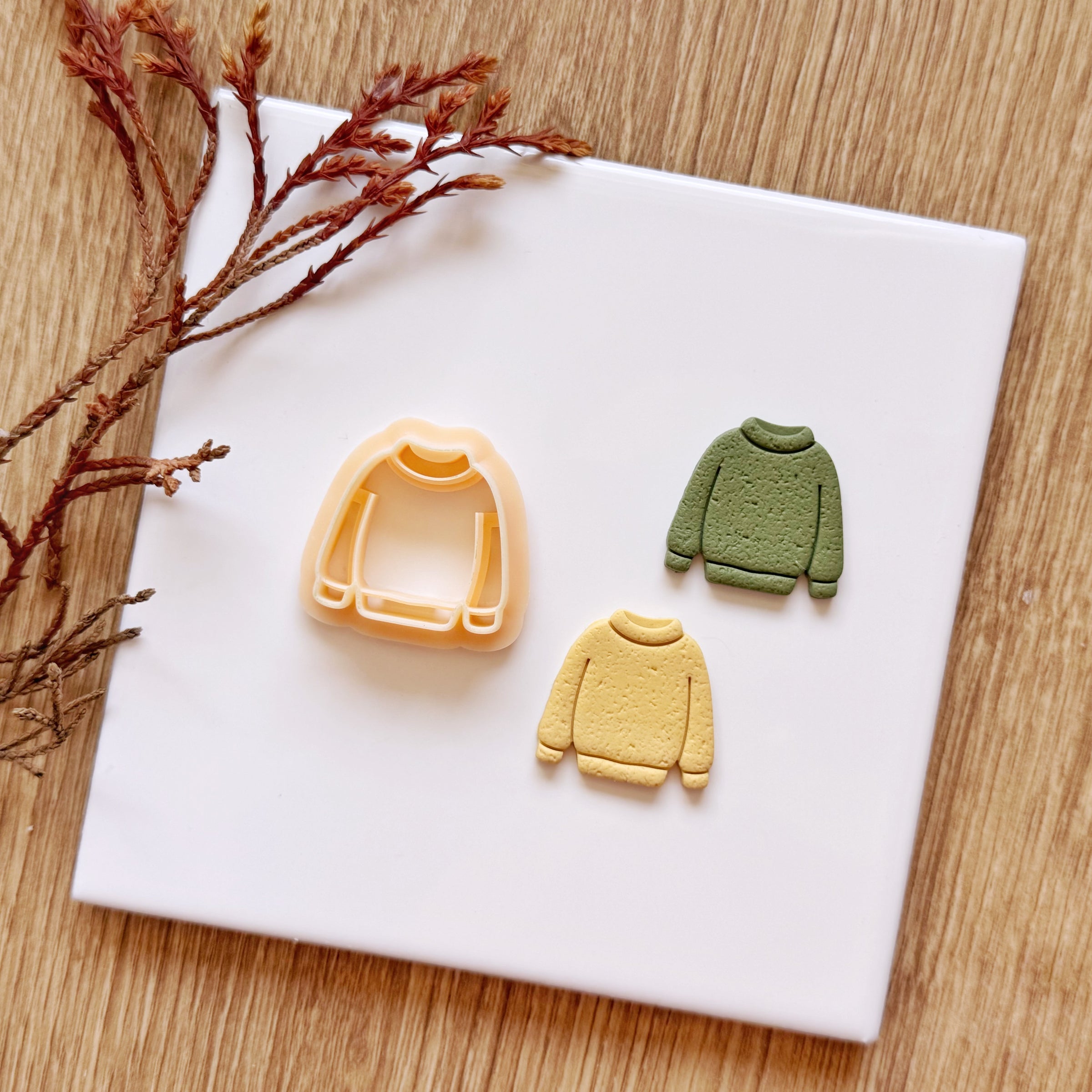 Sweater Clay Cutter