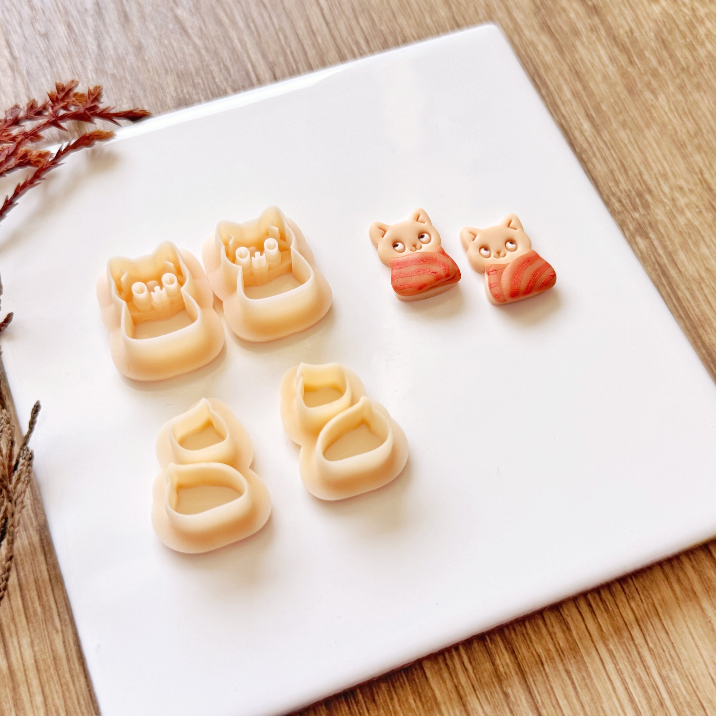 Scarf Cat Clay Cutter Set