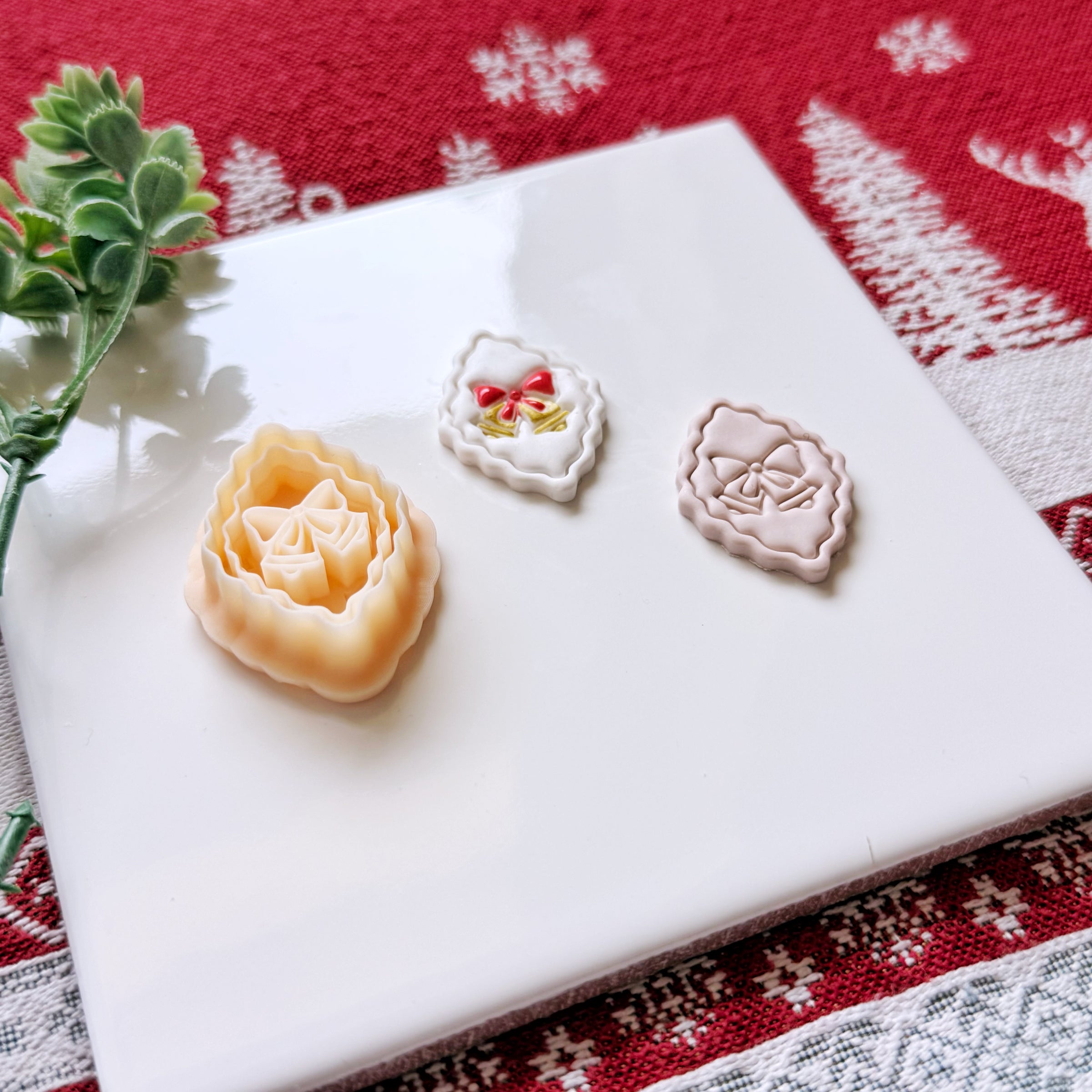 Christmas Bells Cameo Clay Cutter