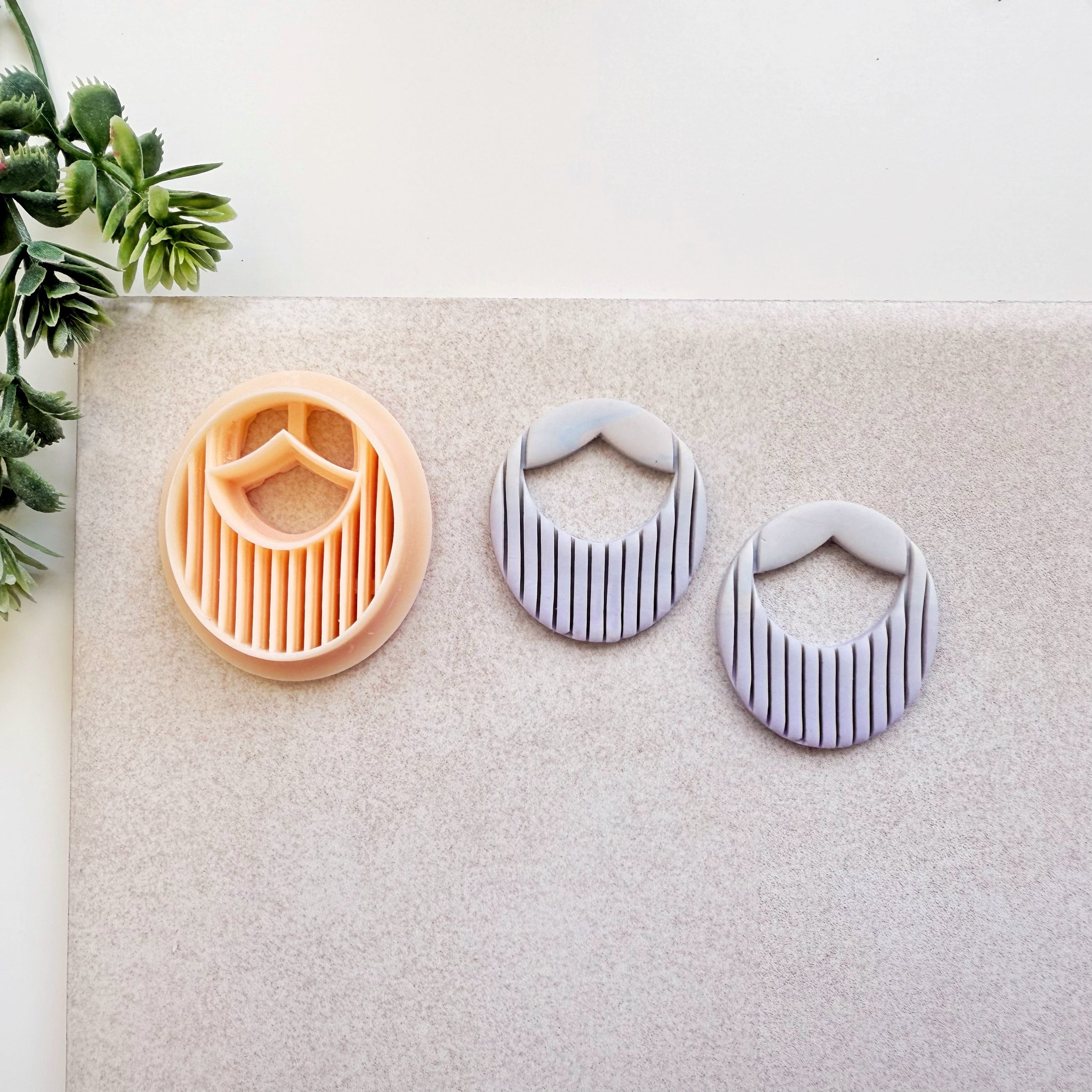 Fringe Cutout Clay Cutter – Everyday Dangles