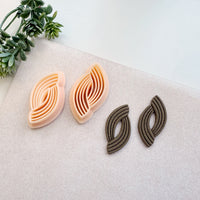 Twisting Leaf Clay Cutter Set – Everyday Dangles Collection