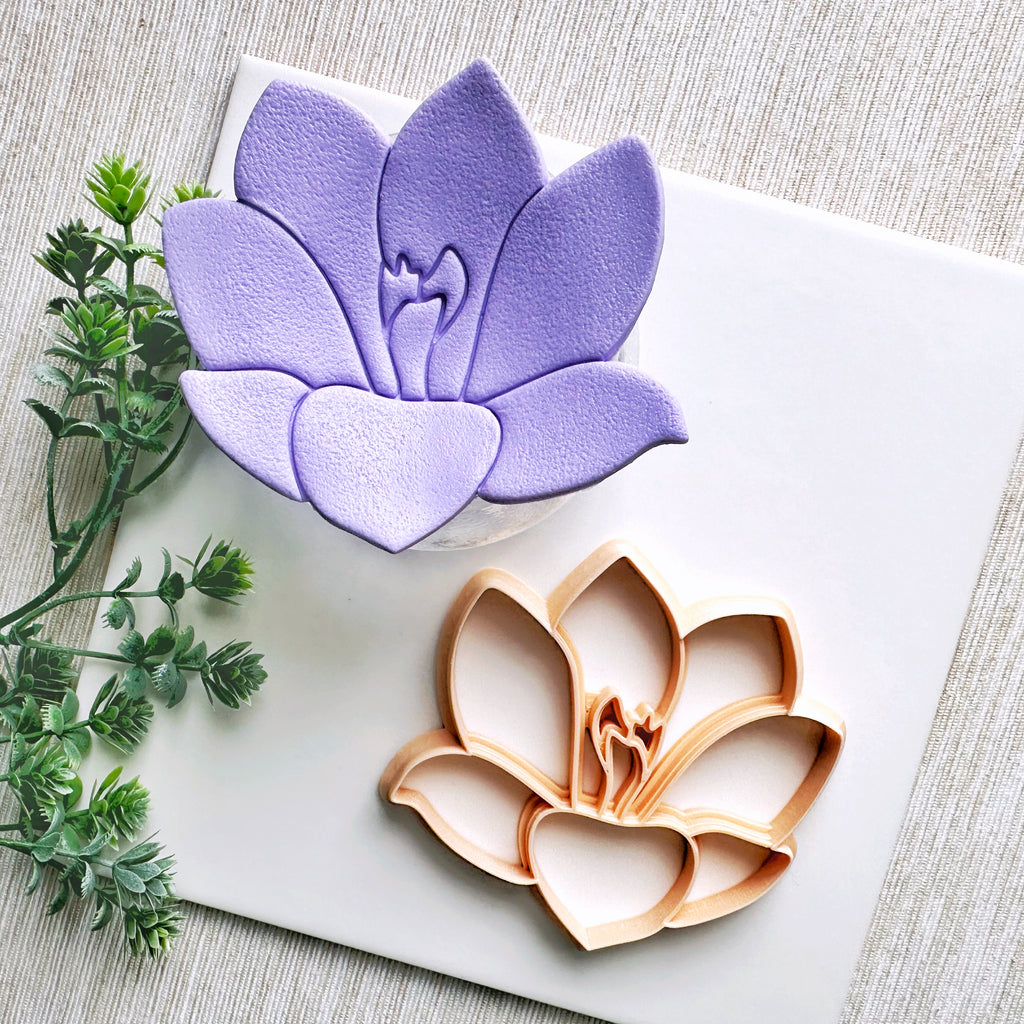 Crocus Spring Trinket Dish Cutter – BabylonCutters