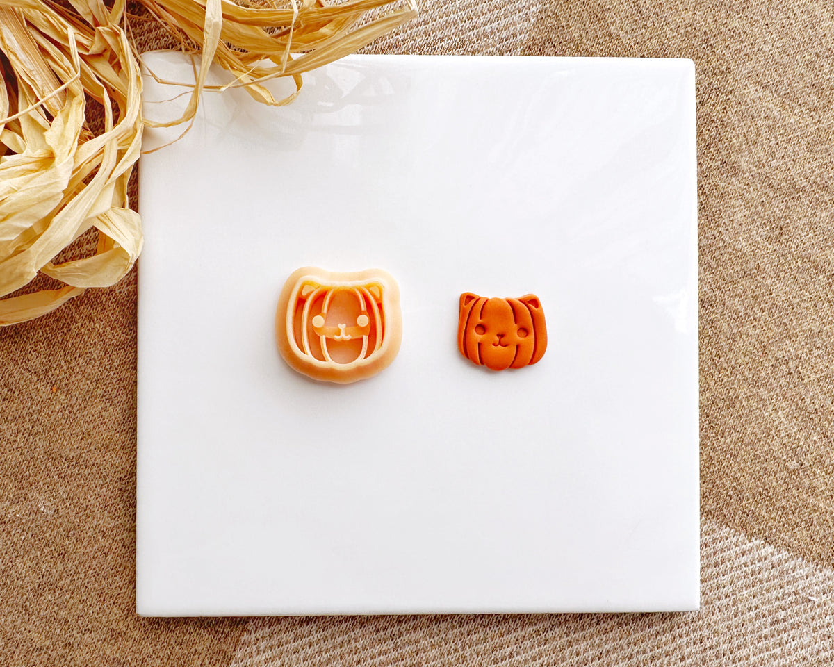 Pumpkin Cat Clay Cutter - Fall & Halloween 2024