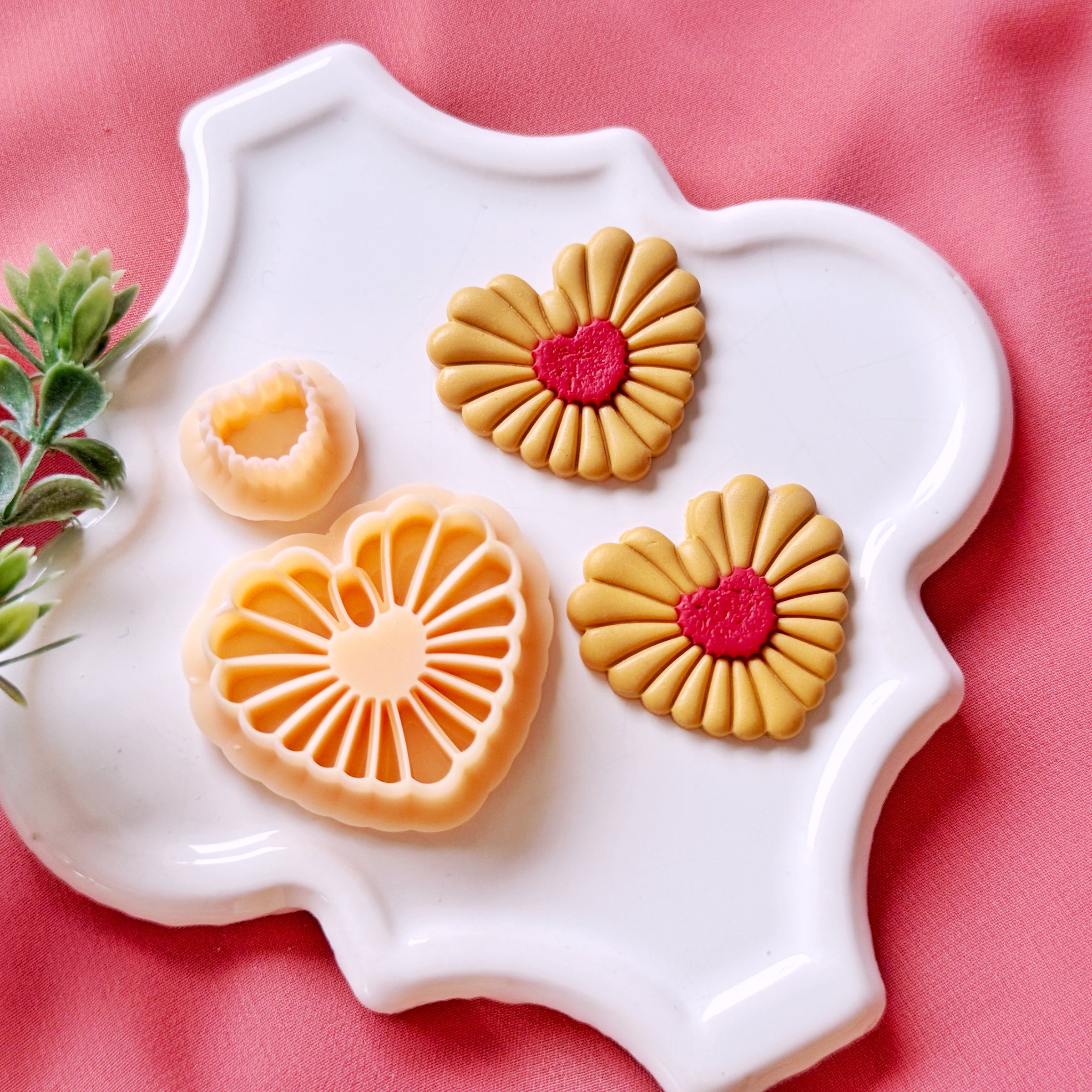 Linzer Heart Cookie Clay Cutter Set – Polymer Clay Bakery Cutters