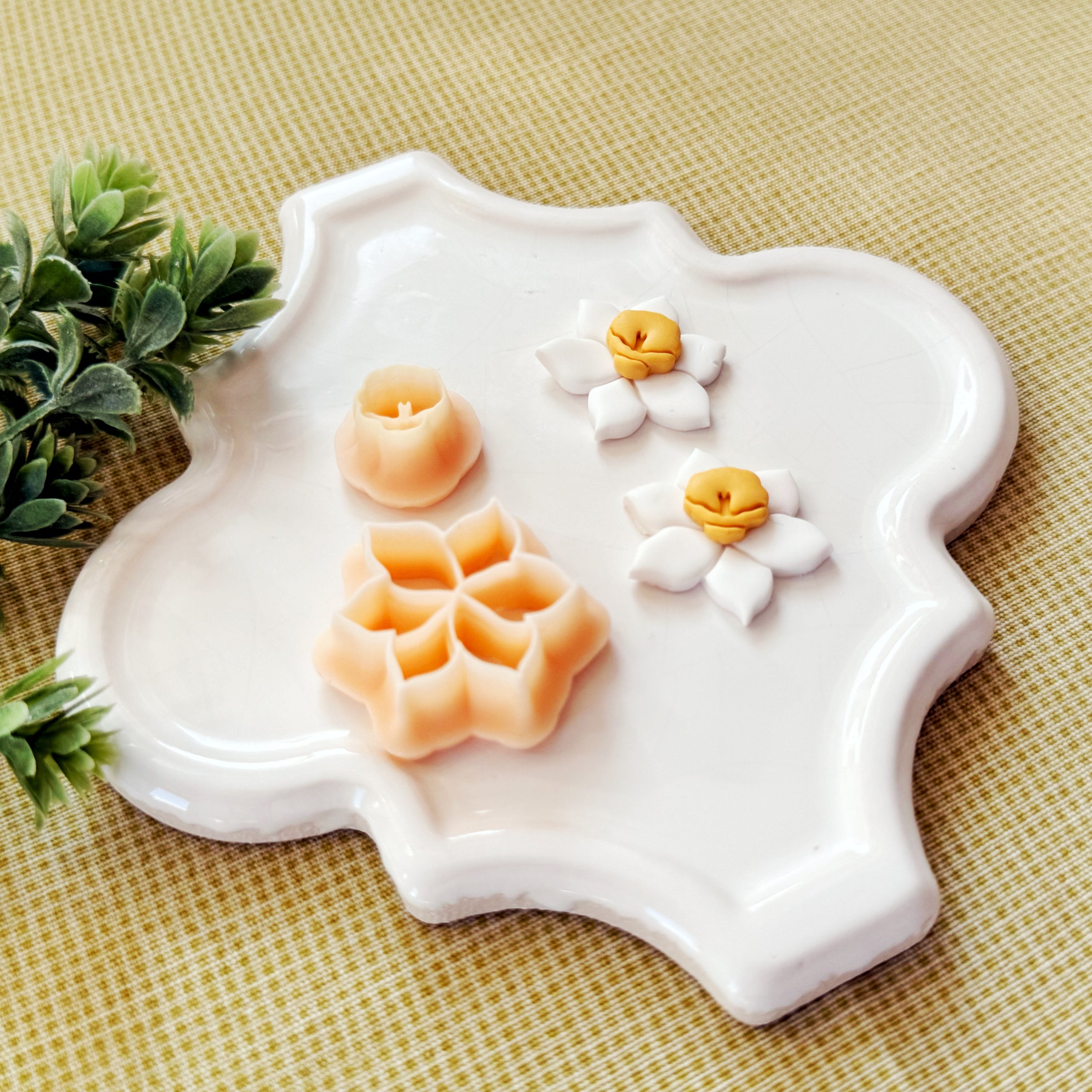Daffodil Polymer Clay Cutter Set - 2-Piece Narcissus Flower
