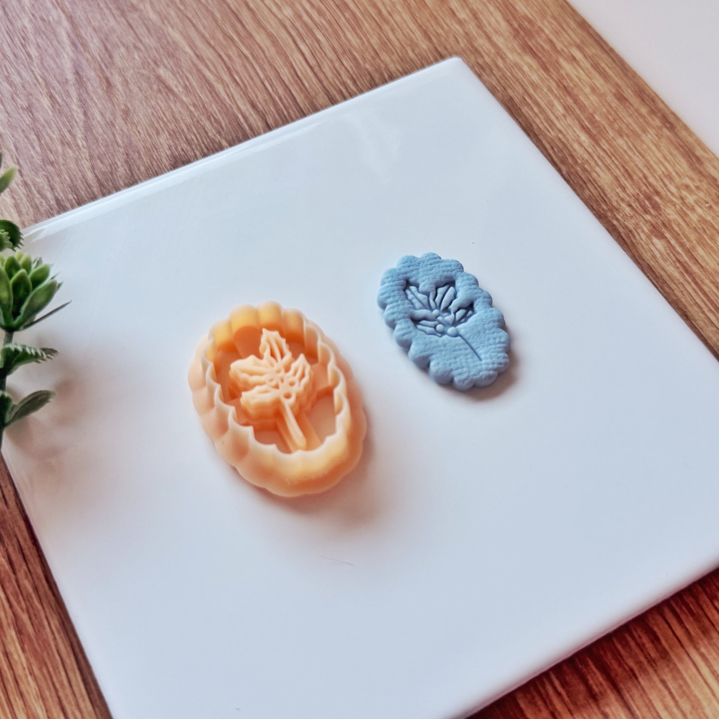 December Birth Flower Holly Clay Cutter