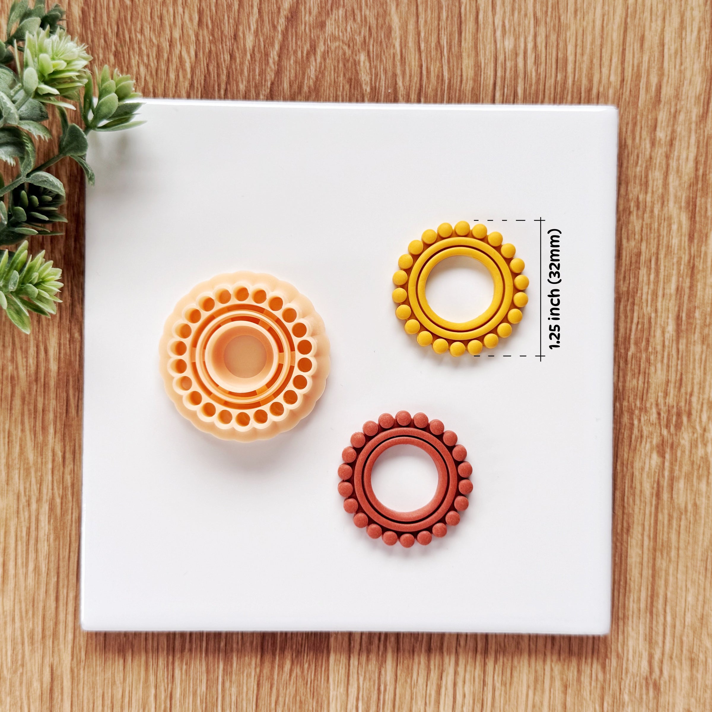 Beaded Circle Clay Cutter - Timeless Geometric Jewelry Tool