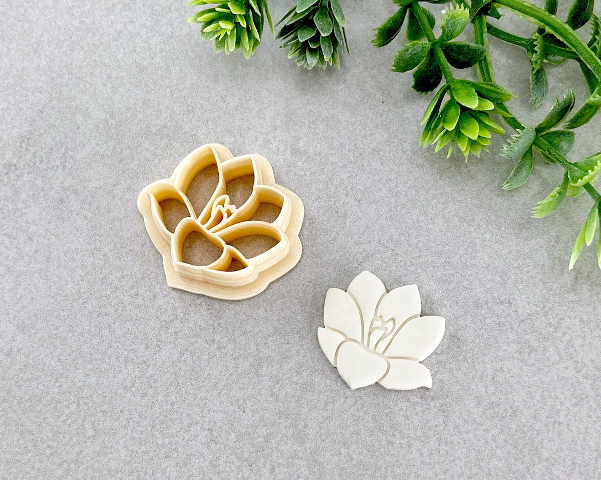 Crocus Flower Spring Clay Cutter - BabylonCutters