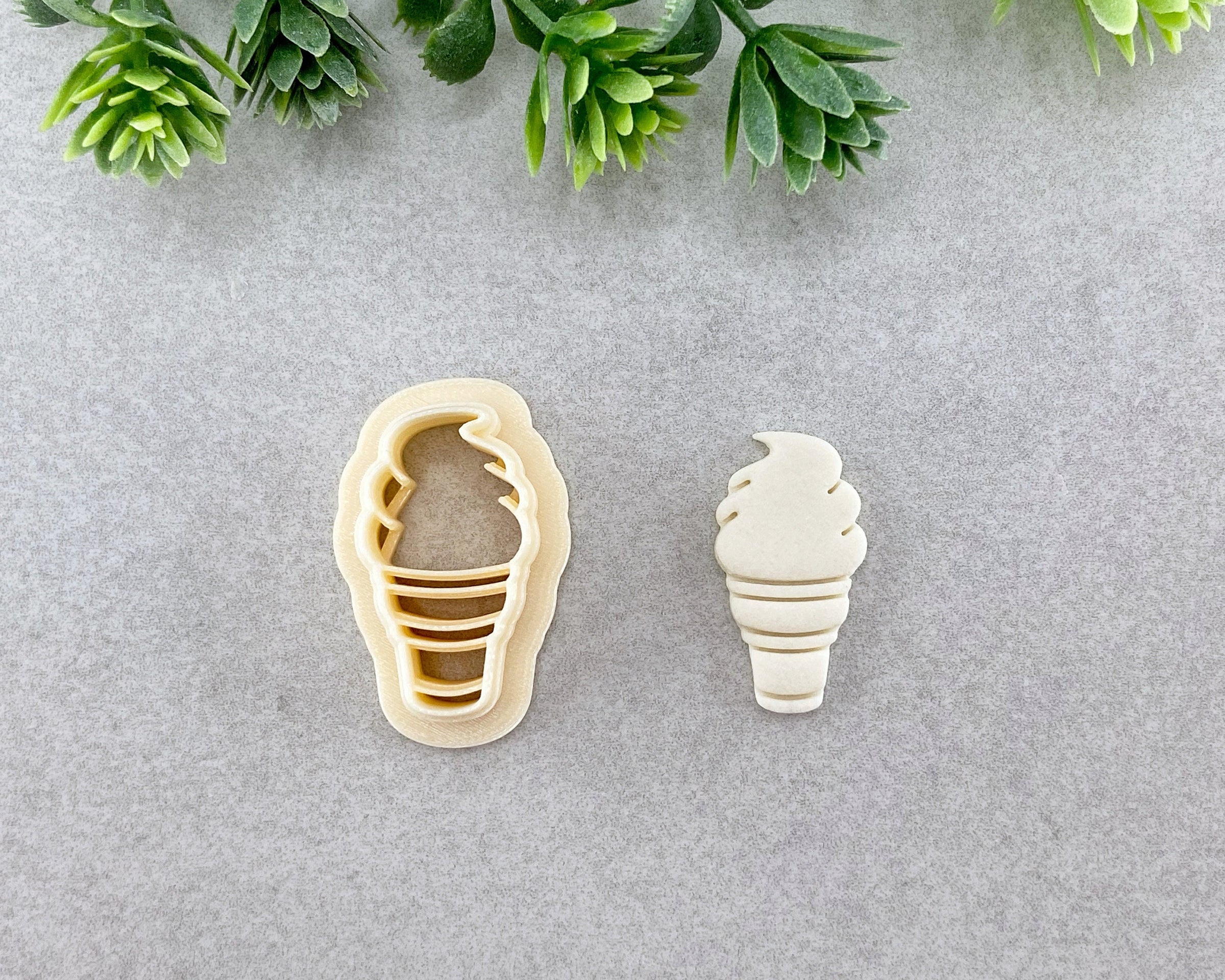 Soft Ice Cream Cone Summer Clay Cutter - BabylonCutters